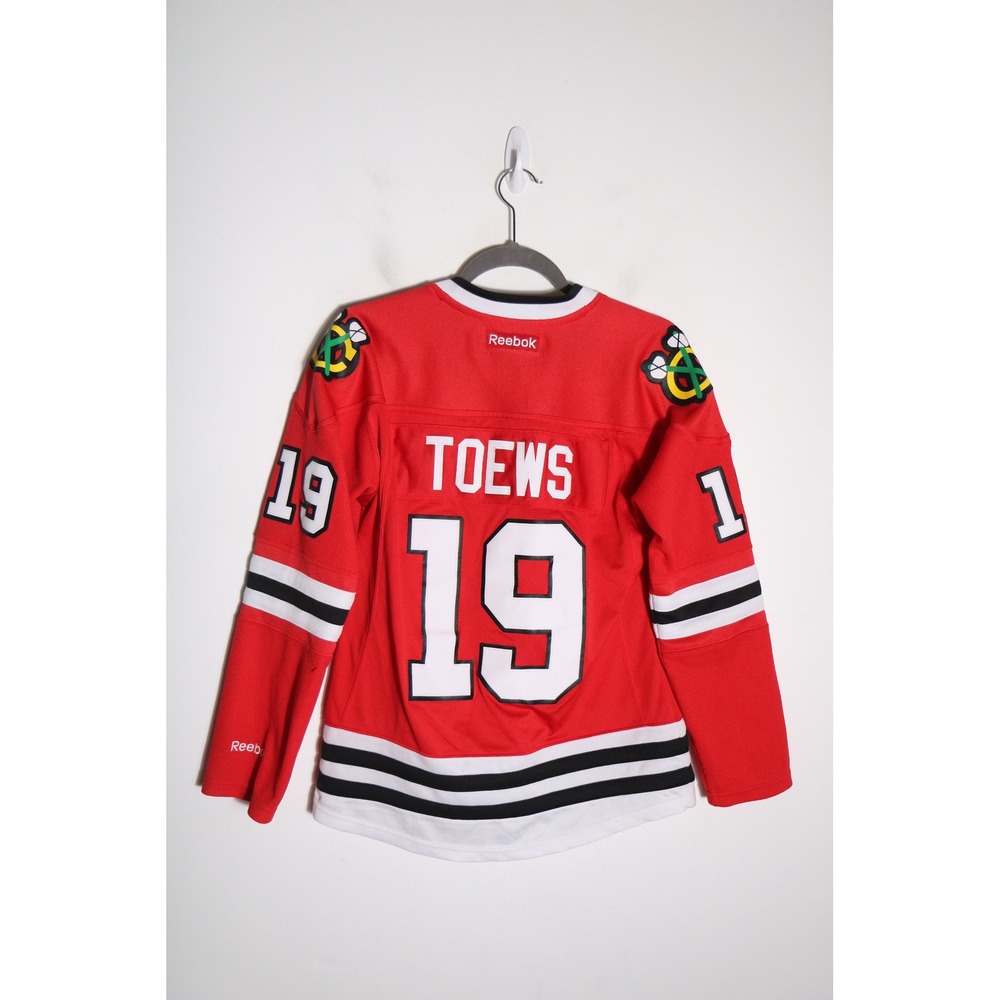 Toews Chicago Blackhawks Jersey Womens Medium 19 NHL Hockey Red Reebok